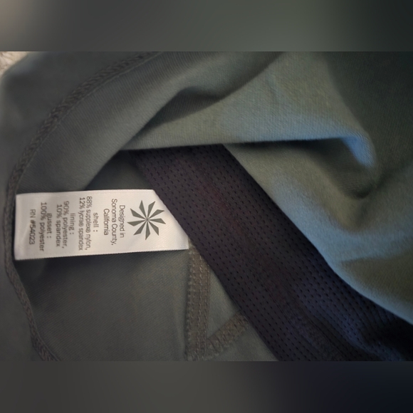 Athelta Excursion Skort Jasper Green Size Small EUC - Picture 6 of 8